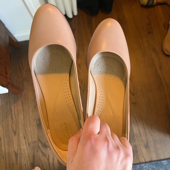 Clarks Freva 85 Pump in Praline size 9 - Picture 4 of 4